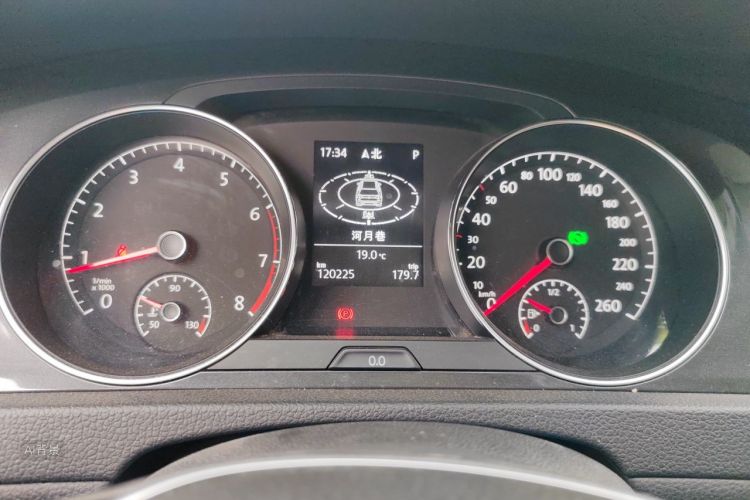 Volkswagen Golf 2019 #13 Volkswagen Golf 2019 car image #13