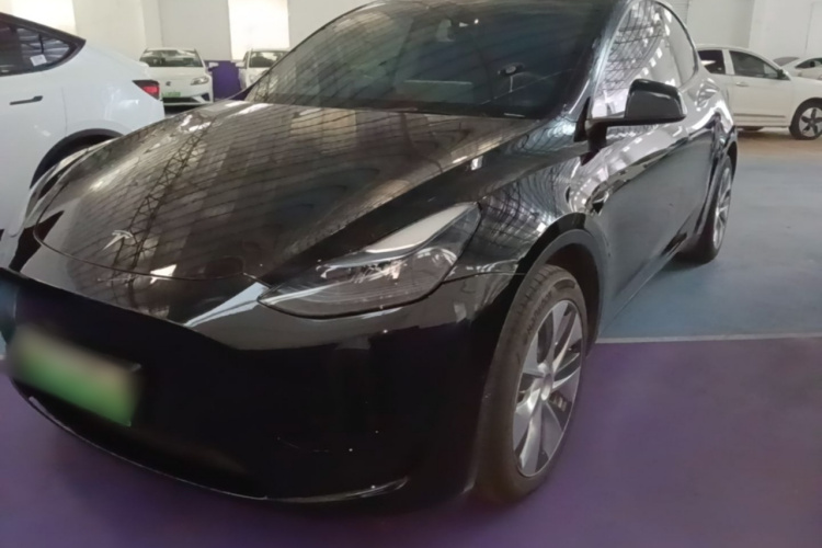 Tesla Model Y 2022 #2 Tesla Model Y 2022 car image #2