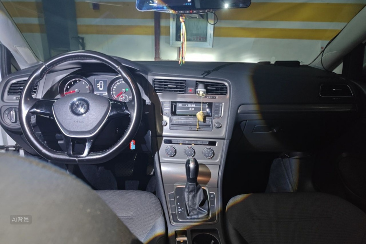 Volkswagen Golf 2015 car image #11