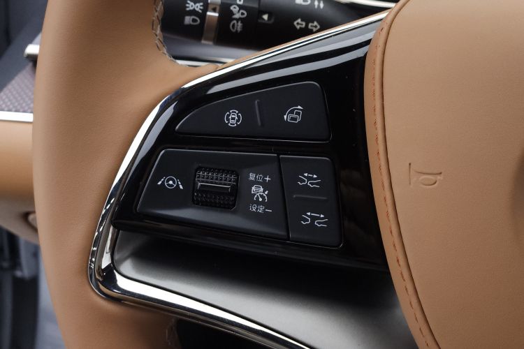 BYD Han 2022 immagine di auto #23