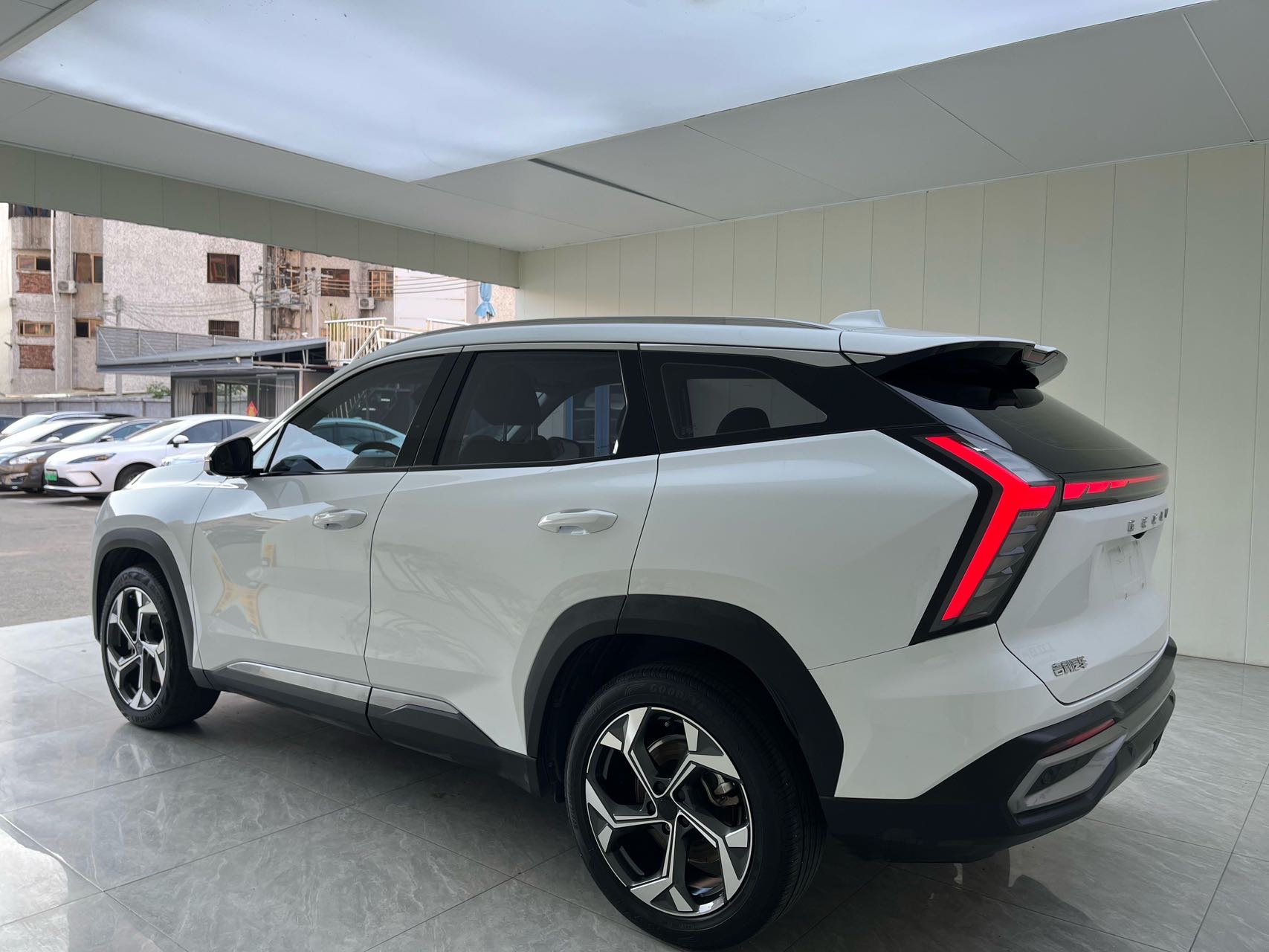 GEELY Boyue L 2023 car image #7