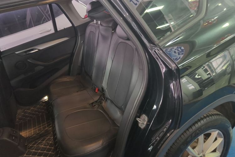 BMW X1 2019 #17 BMW X1 2019 car image #17