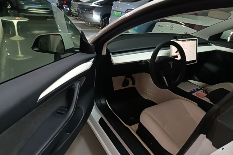 Tesla Model 3 2023 #12 Tesla Model 3 2023 car image #12