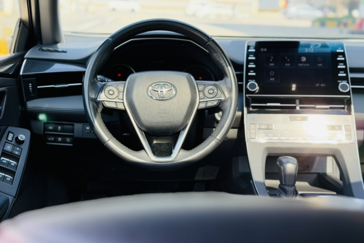 Toyota Corolla 2023 car image #13