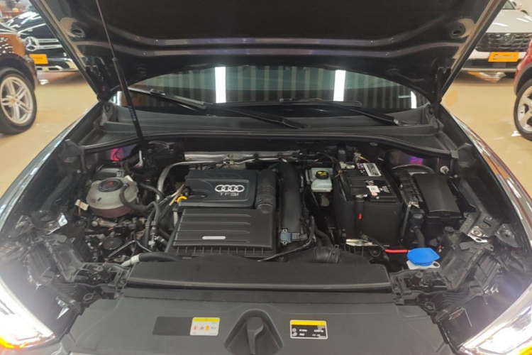 Audi Q3 2022 #20 Audi Q3 2022 car image #20