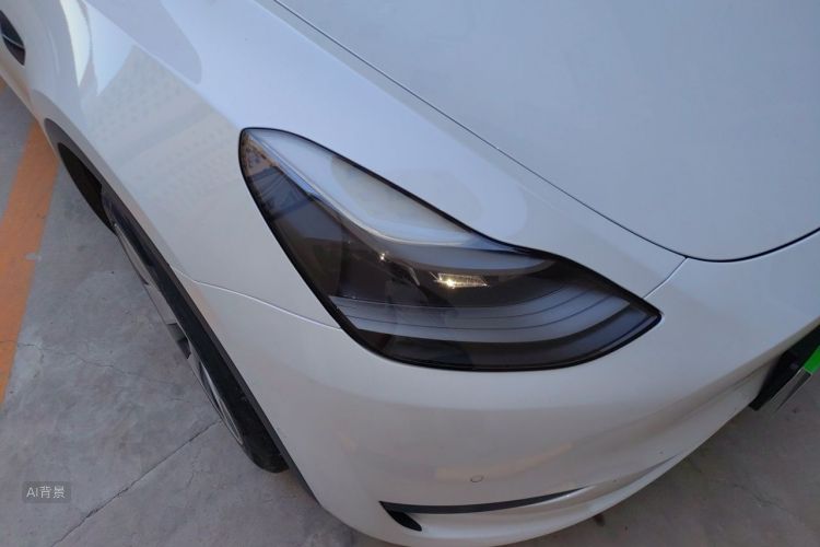 Tesla Model Y 2022 car image #8