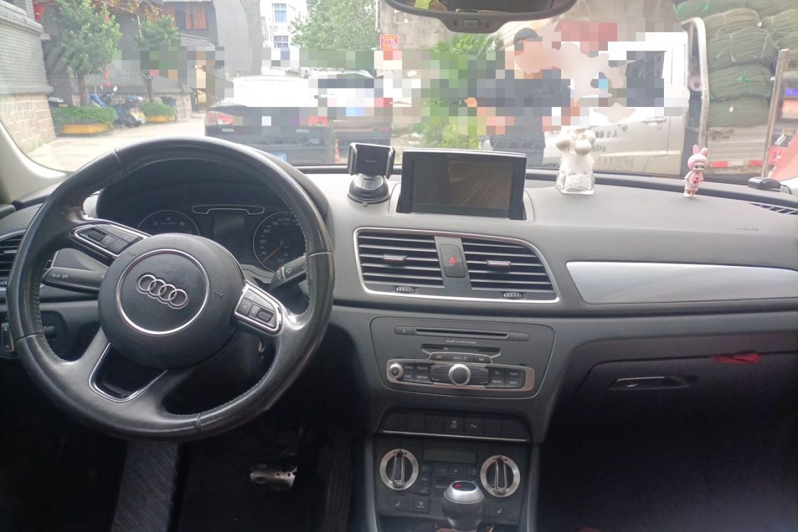 Audi Q3 2015 #21 Audi Q3 2015 car image #21