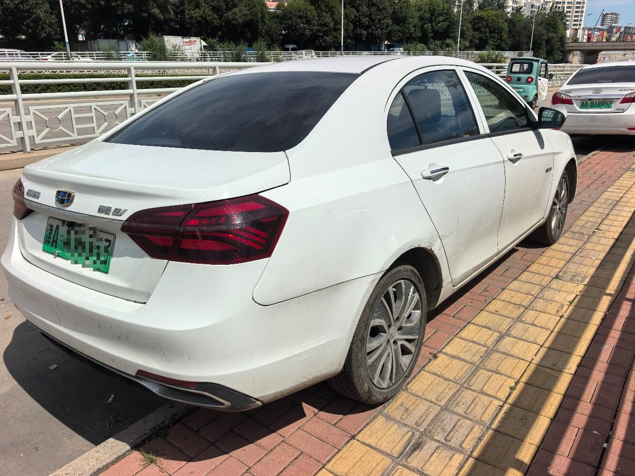 GEELY Emgrand New Energy 2018 car image #5