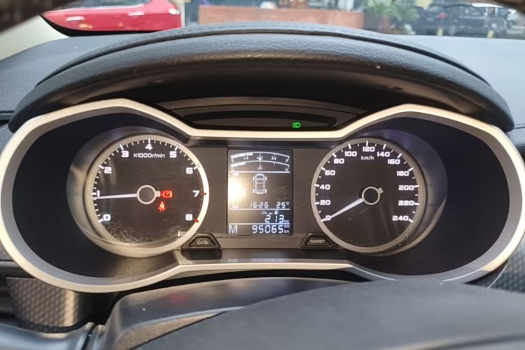 GEELY Emgrand GS 2017 car image #12