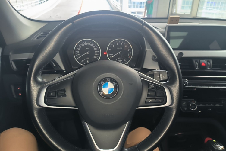 BMW X1 2016 car image #11