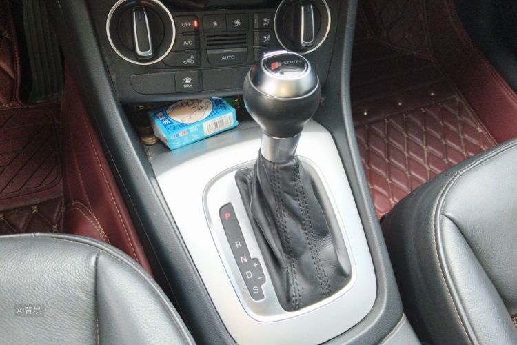 Audi Q3 2016 immagine di auto #16