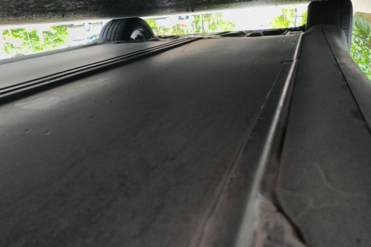 Tesla Model Y 2024 car image #23