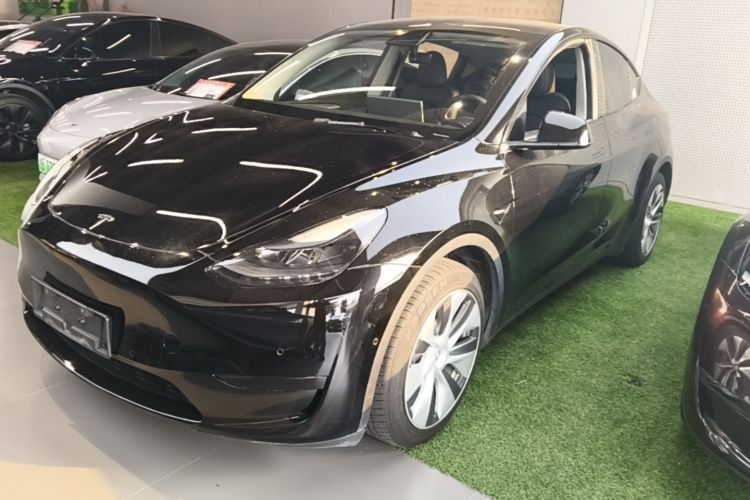 Tesla Model Y 2023 #2 Tesla Model Y 2023 image de voiture #2