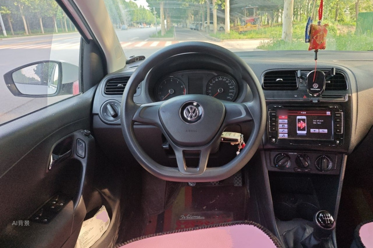 Volkswagen Polo 2017 #12 Volkswagen Polo 2017 car image #12