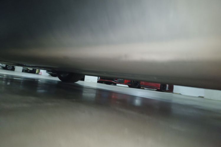 Tesla Model Y 2021 car image #25