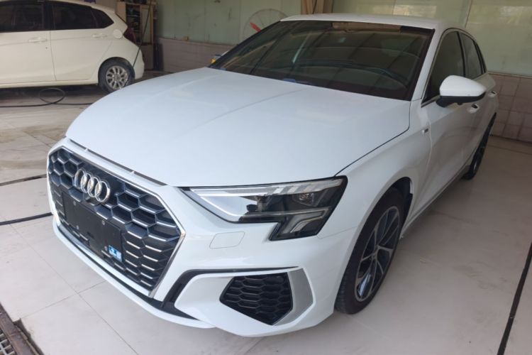 Audi A3 2021 car image #2