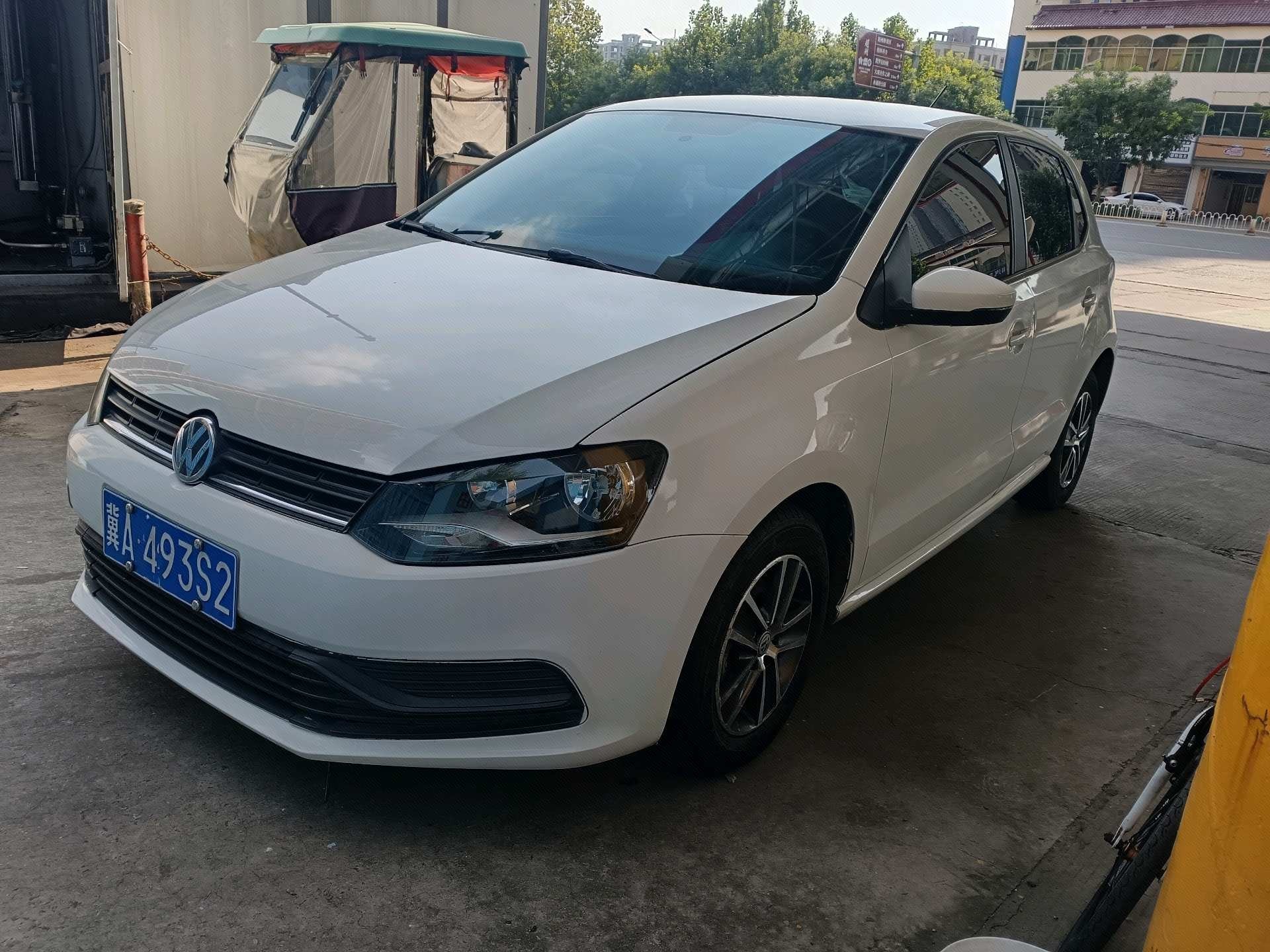 Volkswagen Polo 2016 Volkswagen Polo 2016 car image