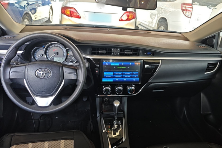 Toyota Corolla 2018 car image #11