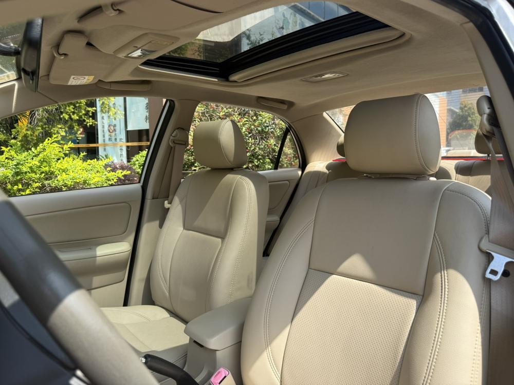 Toyota Corolla (Classic) 2015 #15 Toyota Corolla (Classic) 2015 immagine di auto #15
