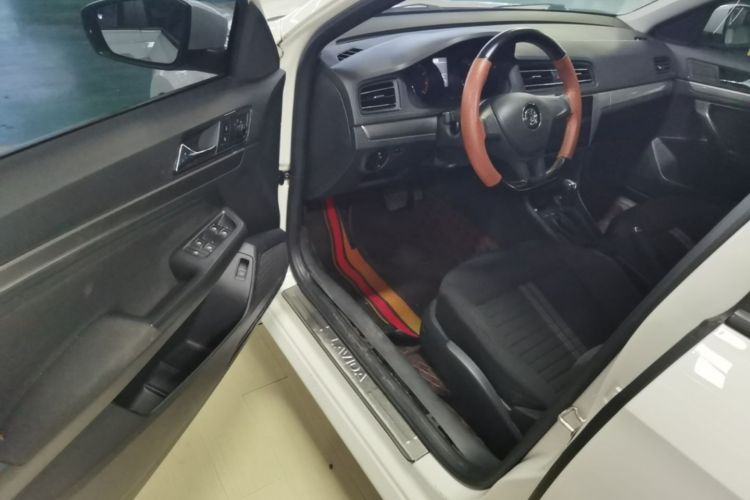 Volkswagen Lavida 2022 car image #12
