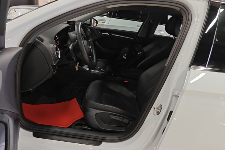Audi A3 2021 immagine di auto #19