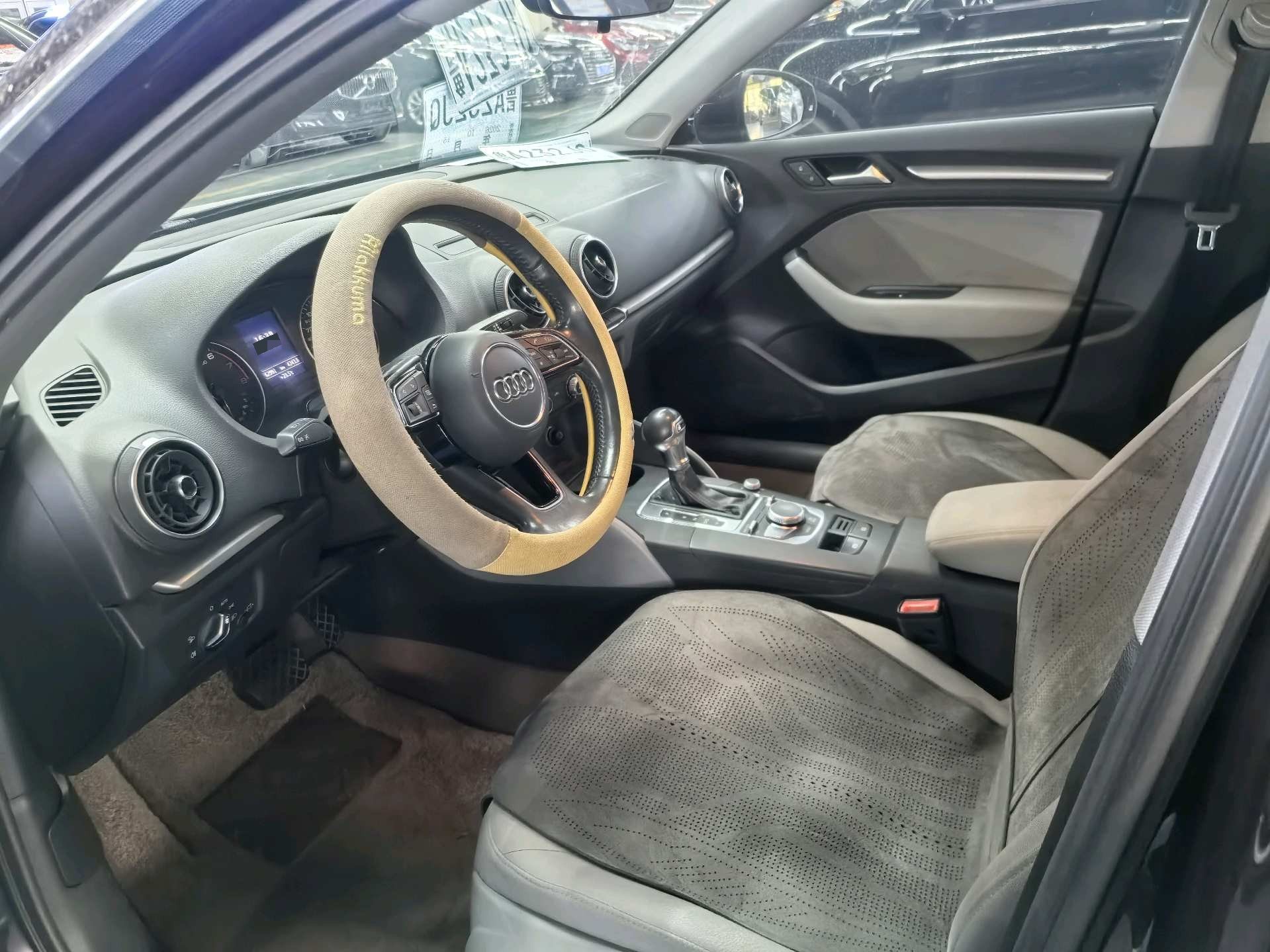 Audi A3 2018 immagine di auto #3