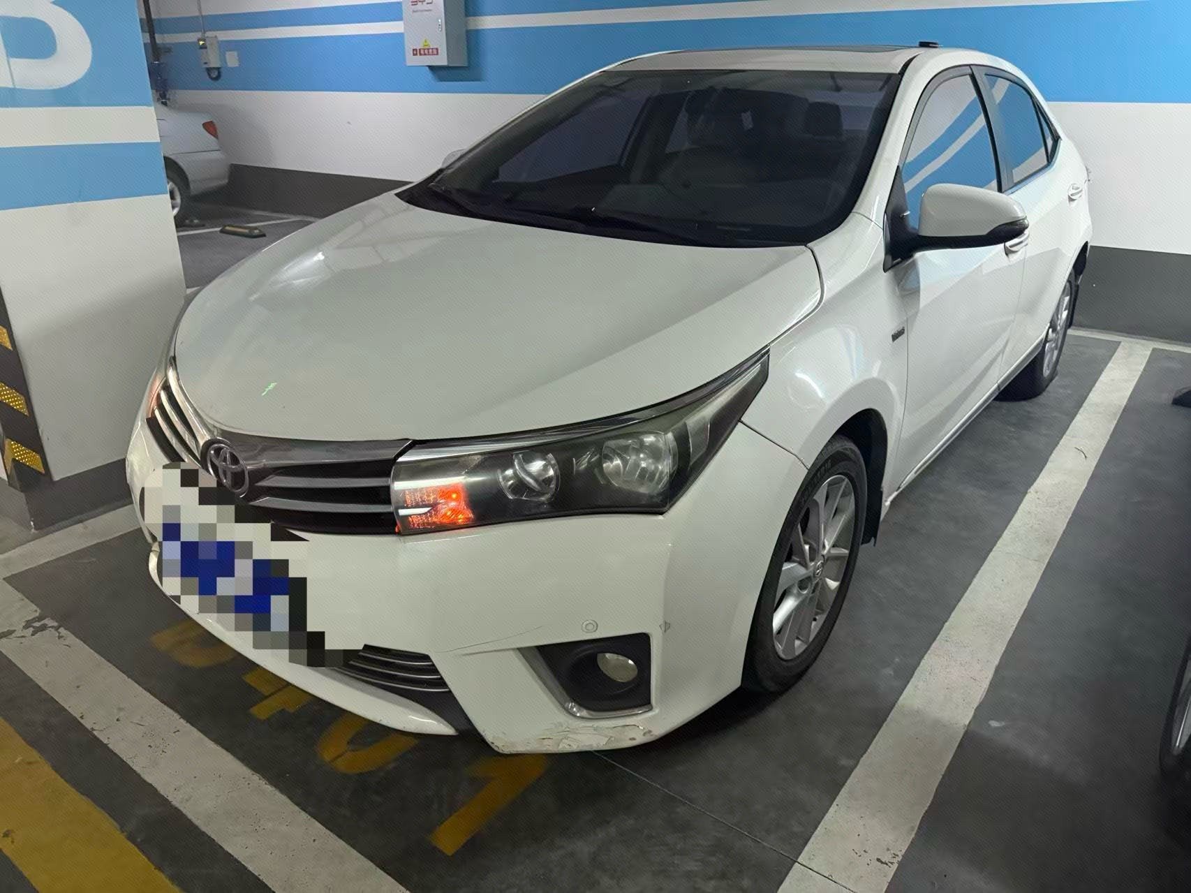 Toyota Corolla 2015 Toyota Corolla 2015 car image