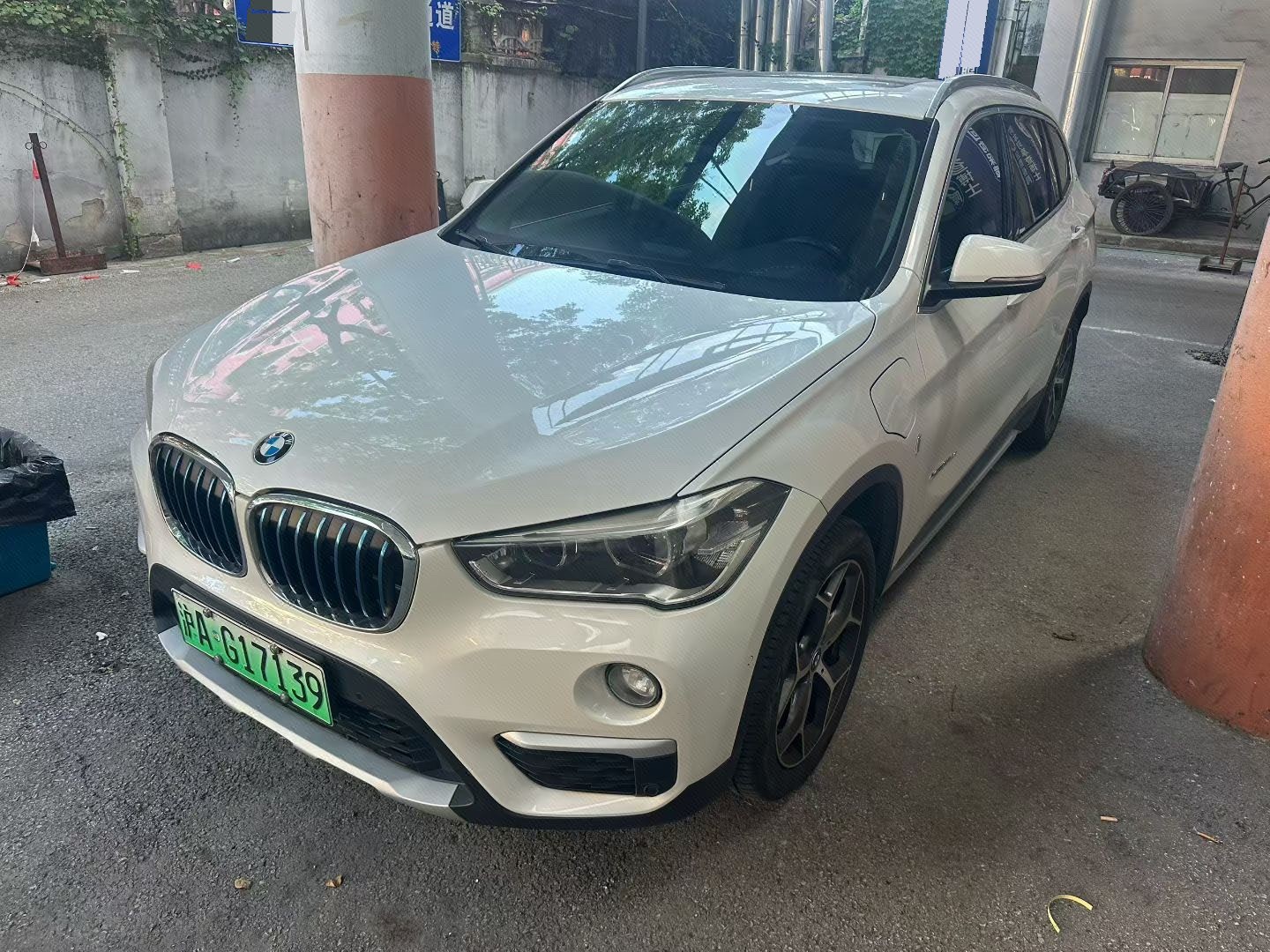 BMW X1 New Energy 2017 BMW X1 New Energy 2017 car image
