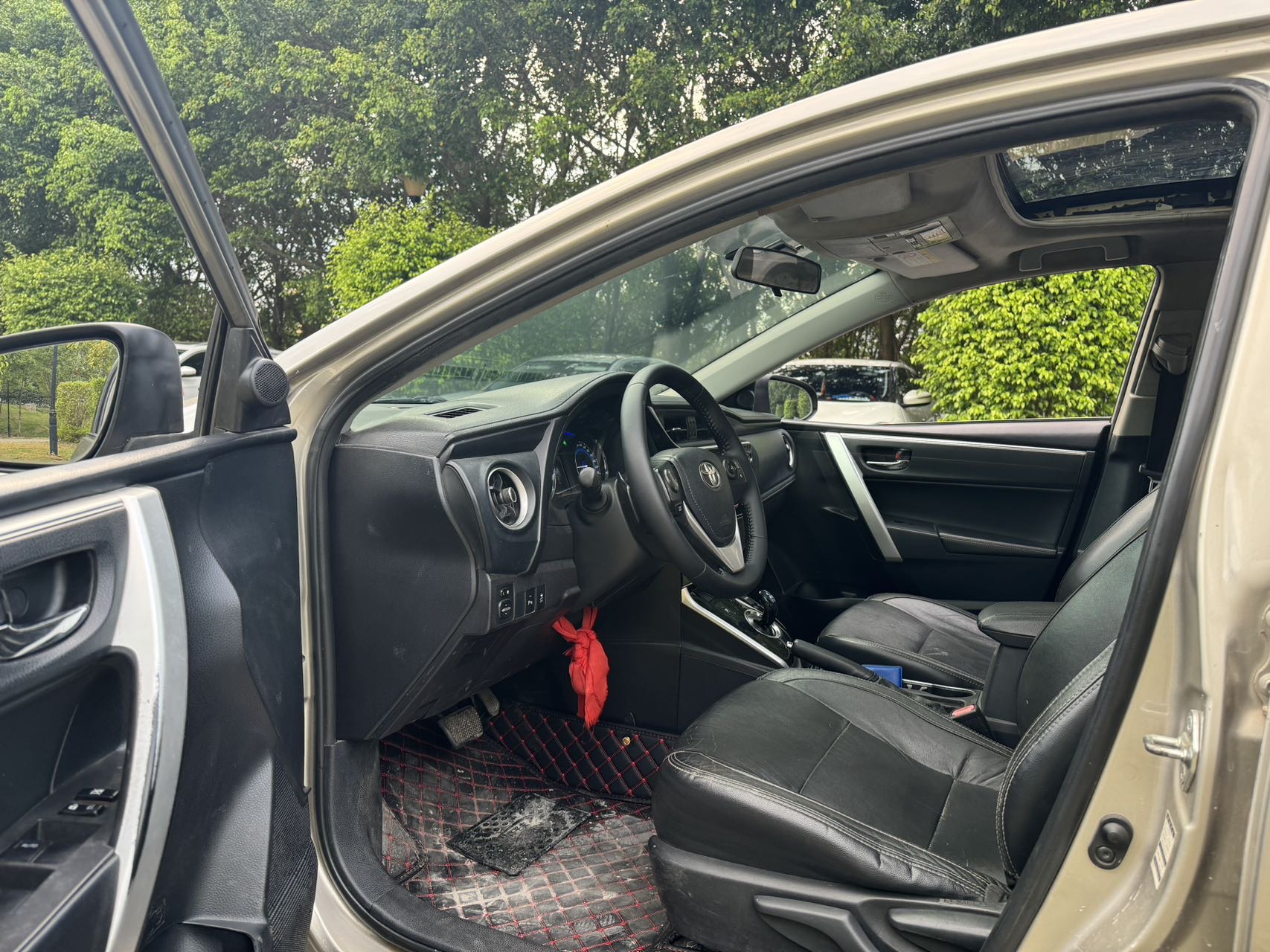 Toyota Corolla 2017 #4 Toyota Corolla 2017 car image #4