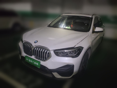 BMW X1 2021 BMW X1 2021 car image