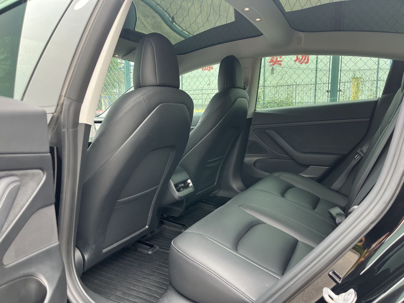 Tesla Model 3 2021 car image #5