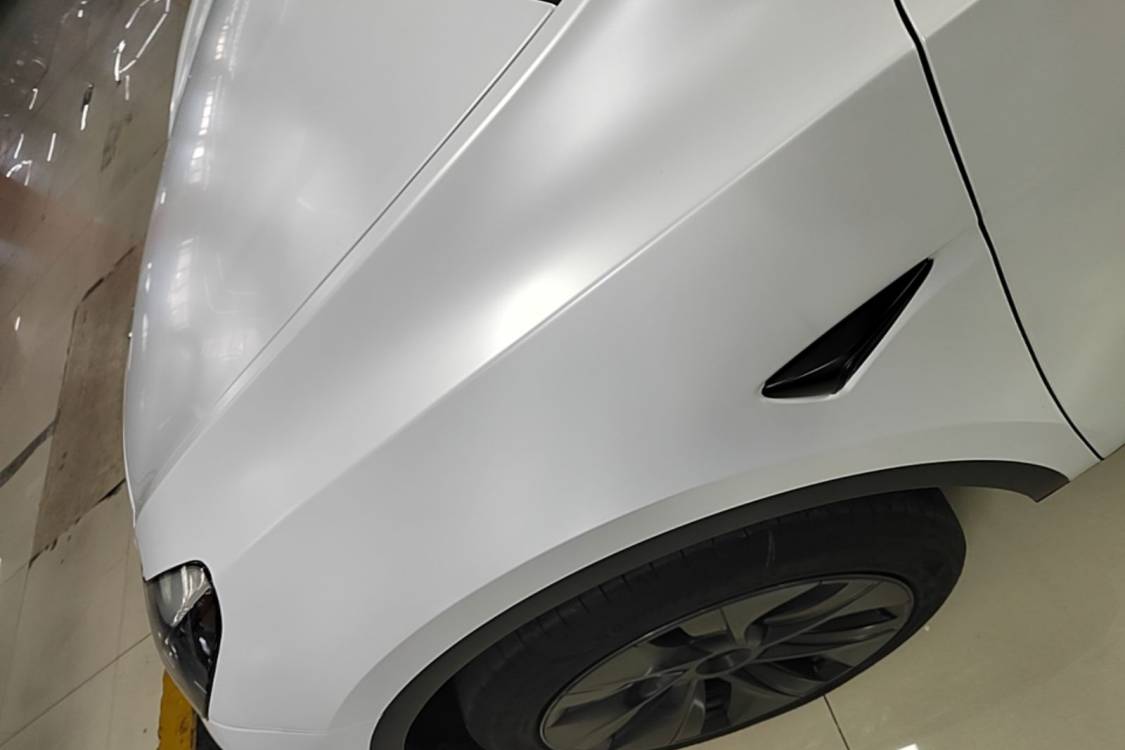 Tesla Model Y 2024 car image #22