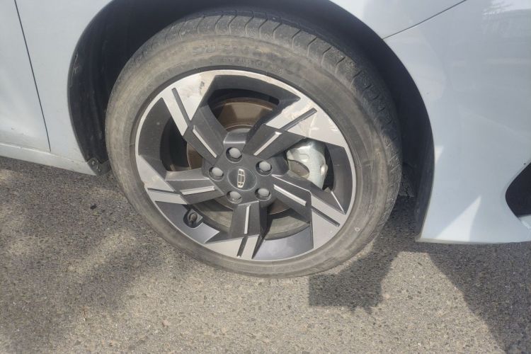 GEELY Emgrand L HiP 2022 #6 GEELY Emgrand L HiP 2022 صورة سيارة #6