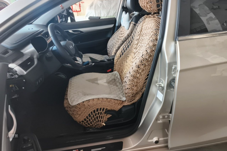 GEELY Emgrand 2021 #17 GEELY Emgrand 2021 صورة سيارة #17