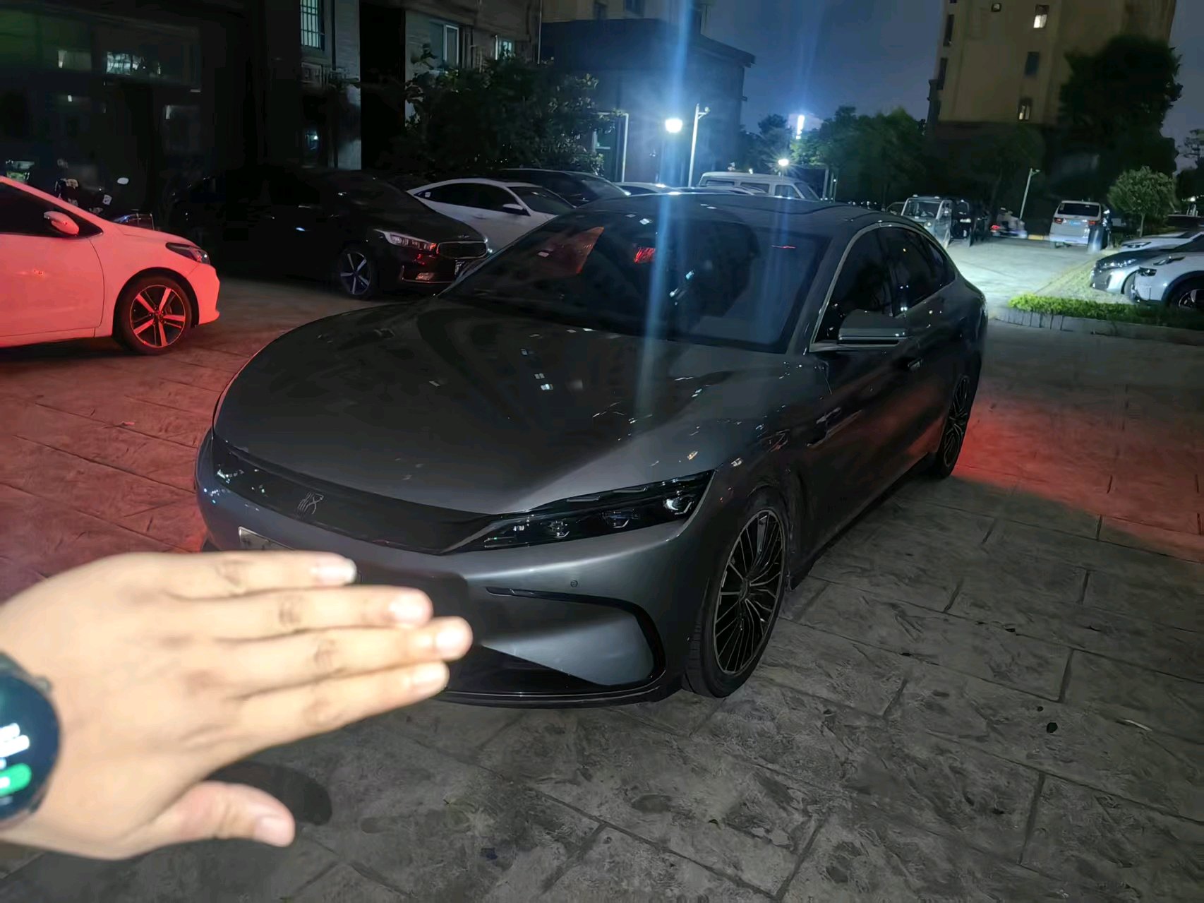 BYD Han 2024 car image 