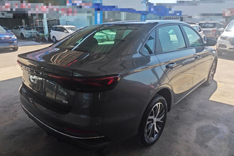 GEELY Emgrand 2025 car image #7