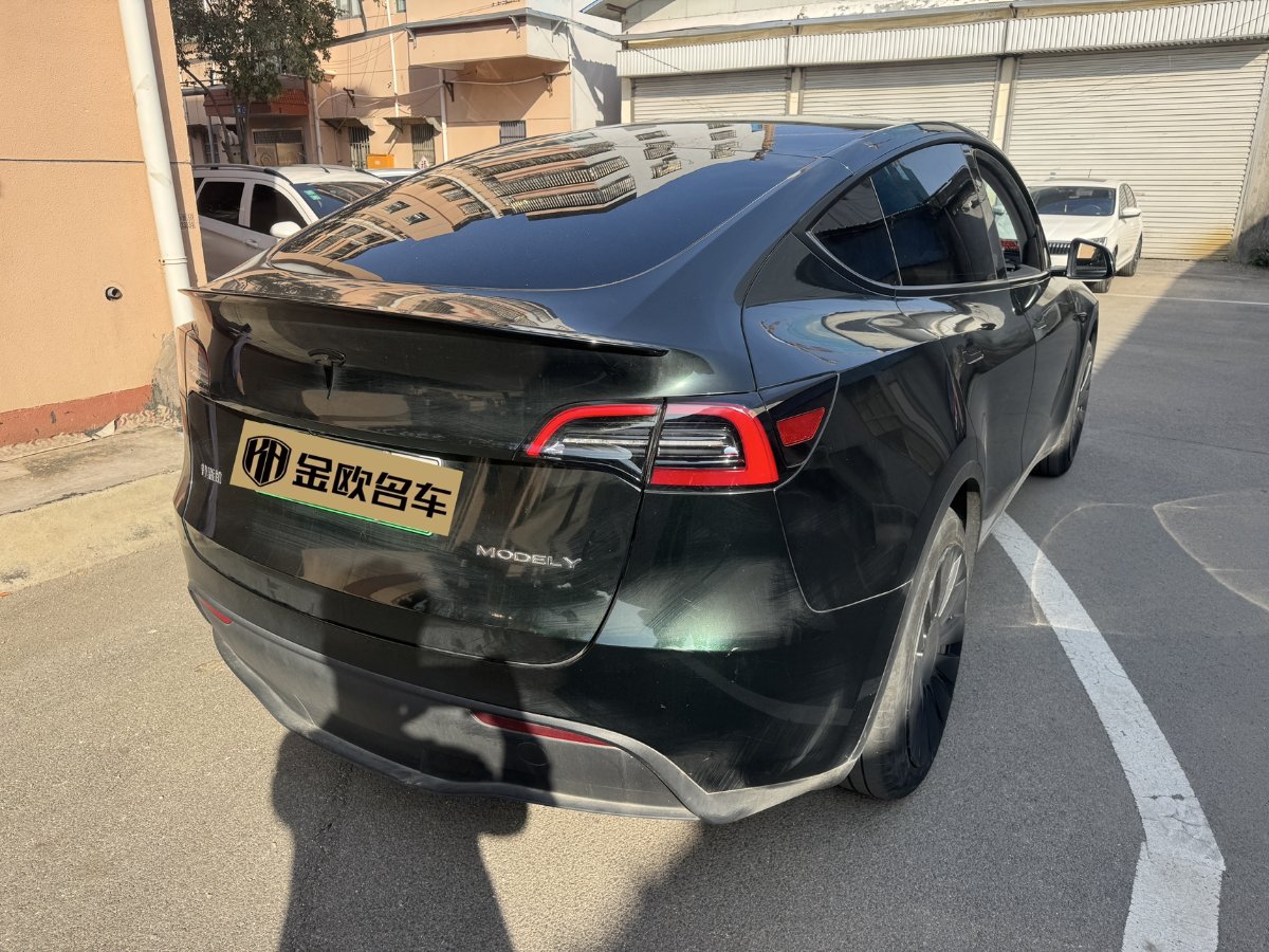 Tesla Model Y 2024 #7 Tesla Model Y 2024 immagine di auto #7