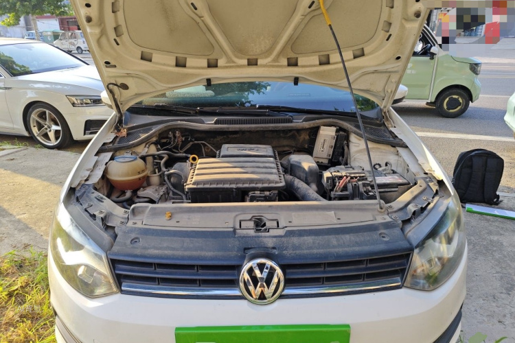 Volkswagen Polo 2017 car image #22