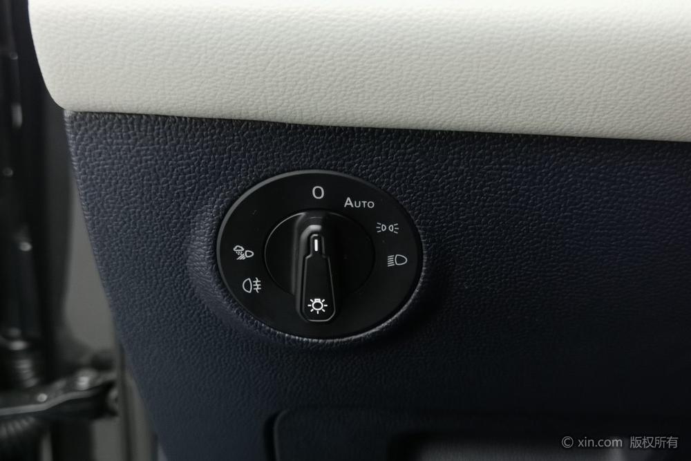 Volkswagen Tharu 2023 car image #16