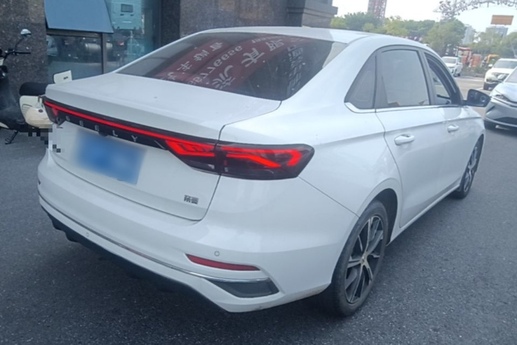 GEELY Emgrand 2022 #7 GEELY Emgrand 2022 car image #7