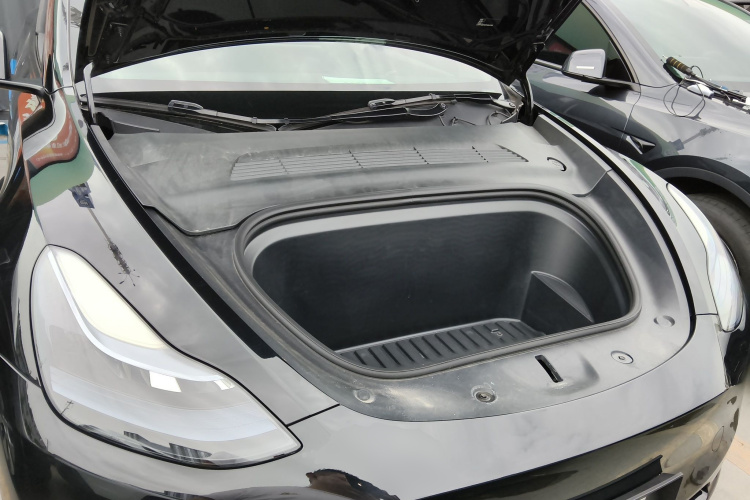 Tesla Model Y 2023 #20 Tesla Model Y 2023 car image #20