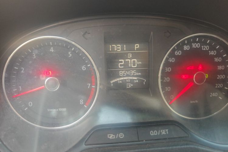 Volkswagen Polo 2016 car image #8