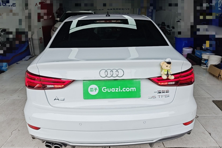 Audi A3 2018 car image #6