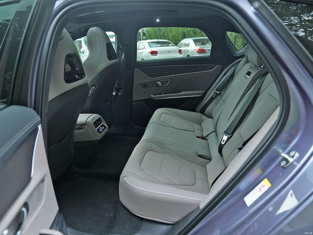 BYD Han 2024 #10 BYD Han 2024 car image #10