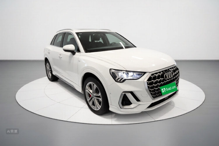 Audi Q3 2024 car image #4