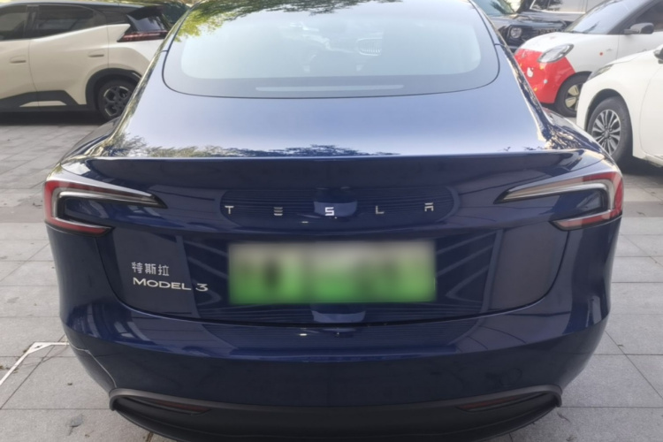 Tesla Model 3 2025 #6 Tesla Model 3 2025 car image #6