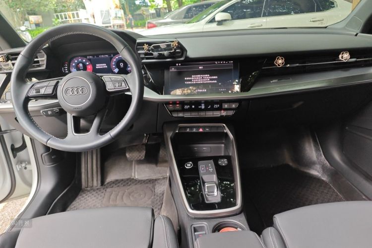 Audi A3 2024 imagen de coche #11