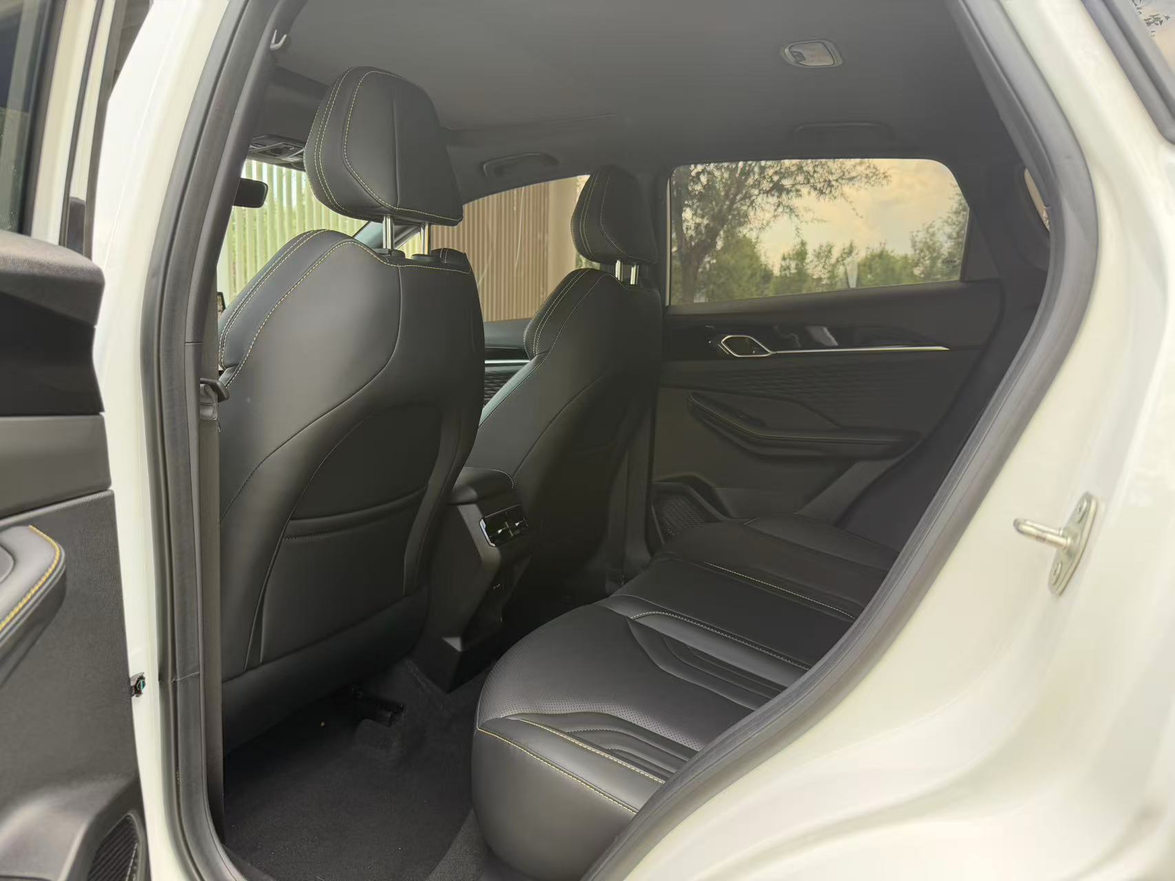 GEELY Coolray 2025 #7 GEELY Coolray 2025 image de voiture #7