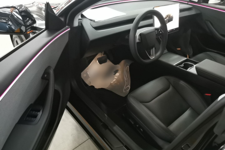 Tesla Model 3 2024 #12 Tesla Model 3 2024 car image #12