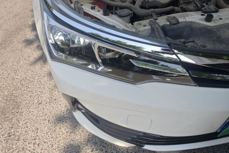 Toyota Corolla 2017 #8 Toyota Corolla 2017 car image #8